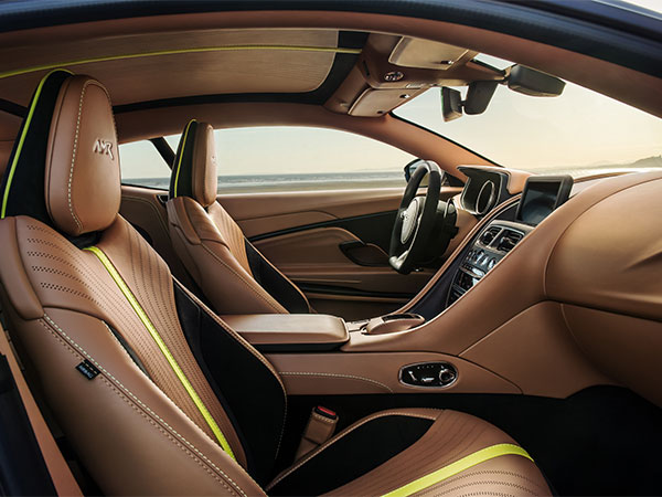 DB11 AMR - أداء جديد ومتميز في تشكيلة DB11